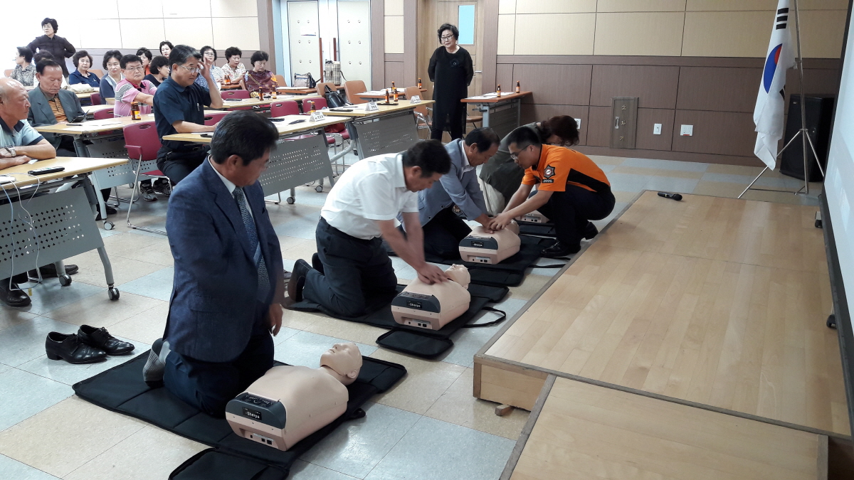 강남동 자생단체 8월 연석회의(확대회의) 및 심폐소생술 교육 실시