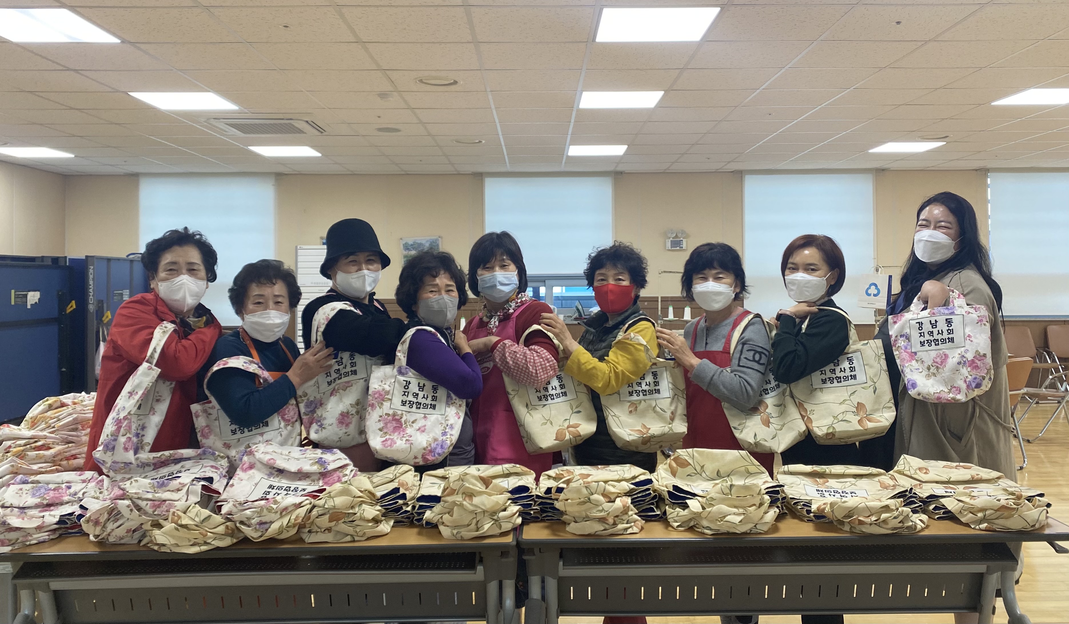 210401~0416 강남동 지역사회보장협의체 도시락 가방 제작 봉사