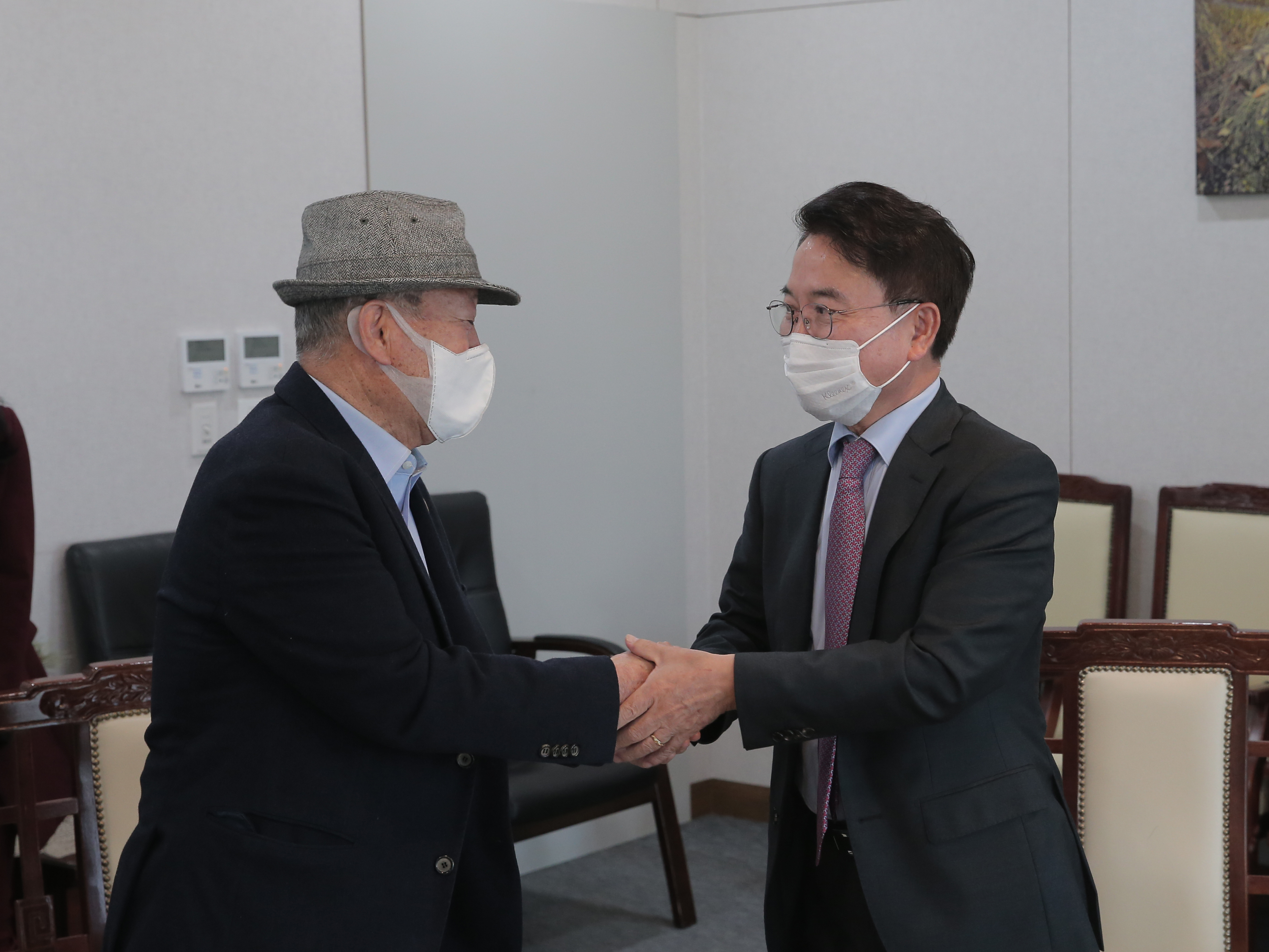 춘천시민장학복지재단 장학금 기탁식 (주)한국타이어 춘천판매
