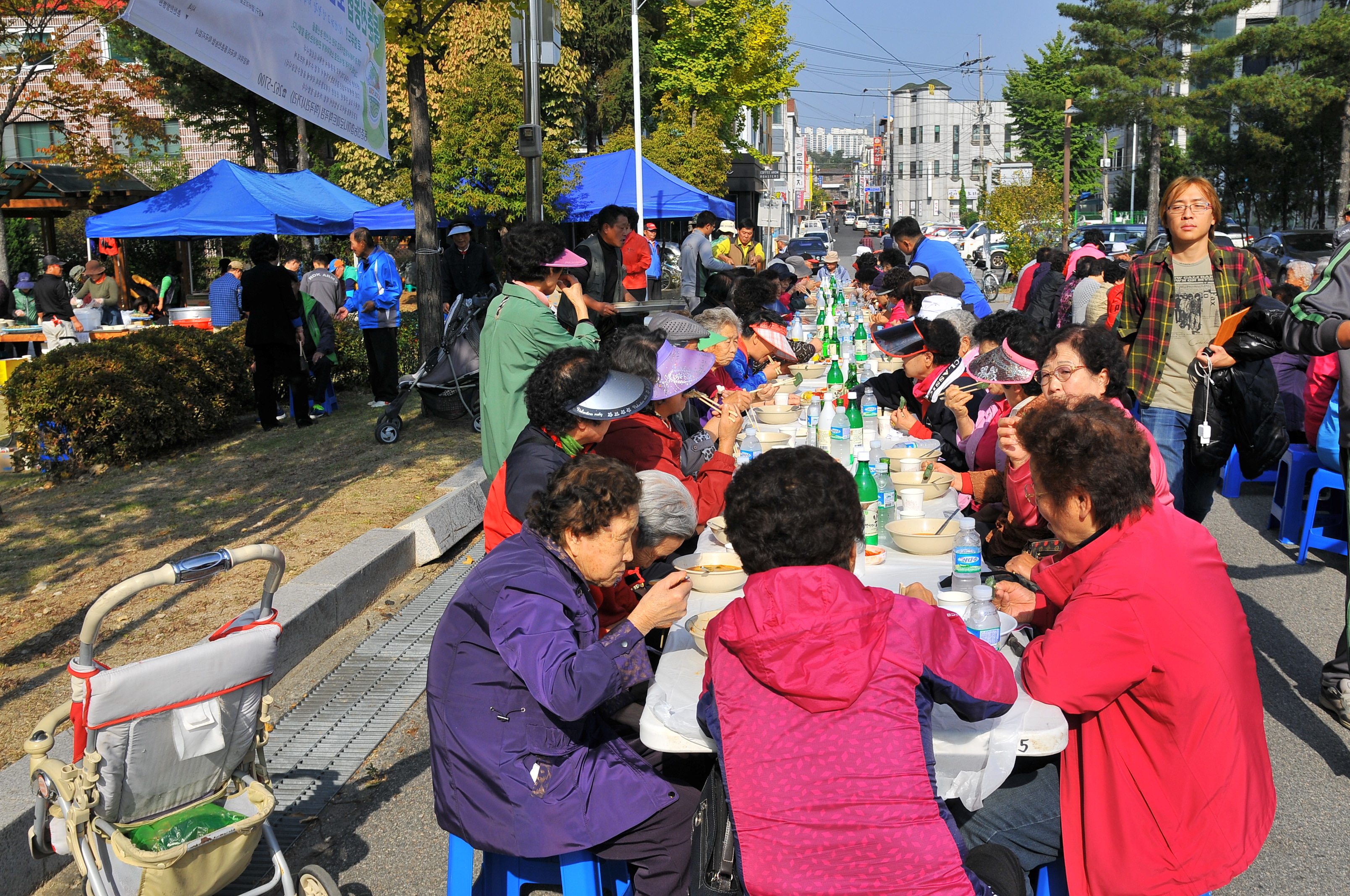제9회 석사동 행복동네 축제한마당(오찬장면)