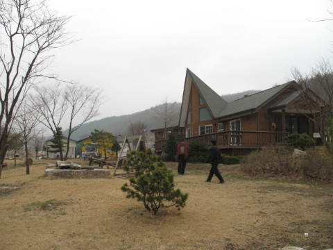 산채마을 현지 시찰