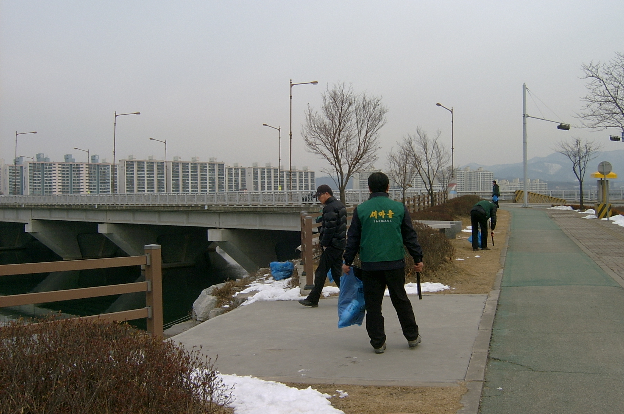새마을지도자 환경정화운동(1)
