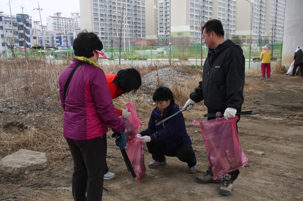 통장협의회 국토대청결운동 참석(3.22)