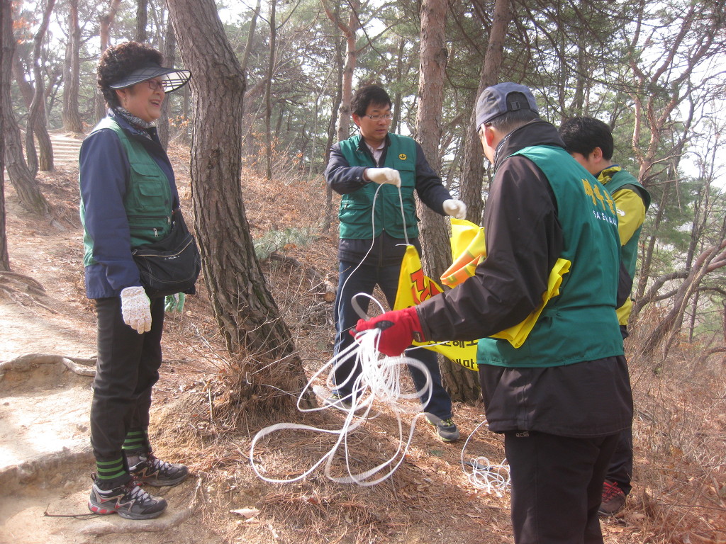 퇴계동 새마을협의회,부녀회 불조심캠페인 및 자연보호
