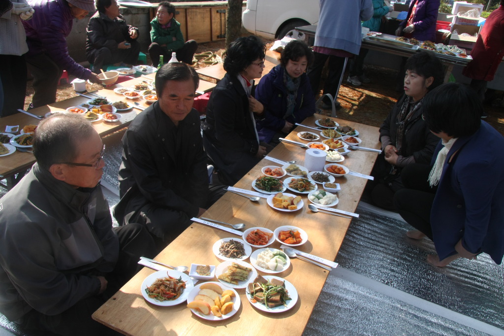 사북면민 행사장에서..