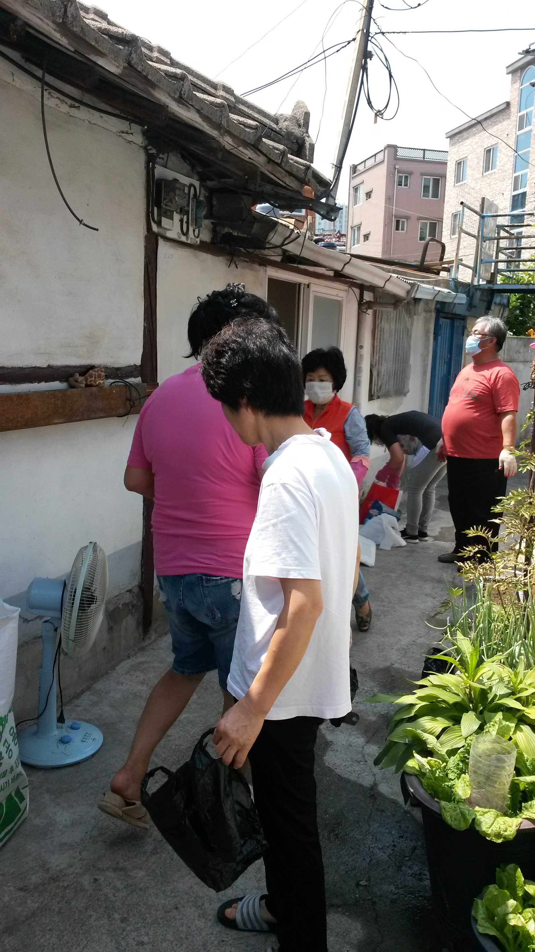 봉사단 저소득가구 청소봉사