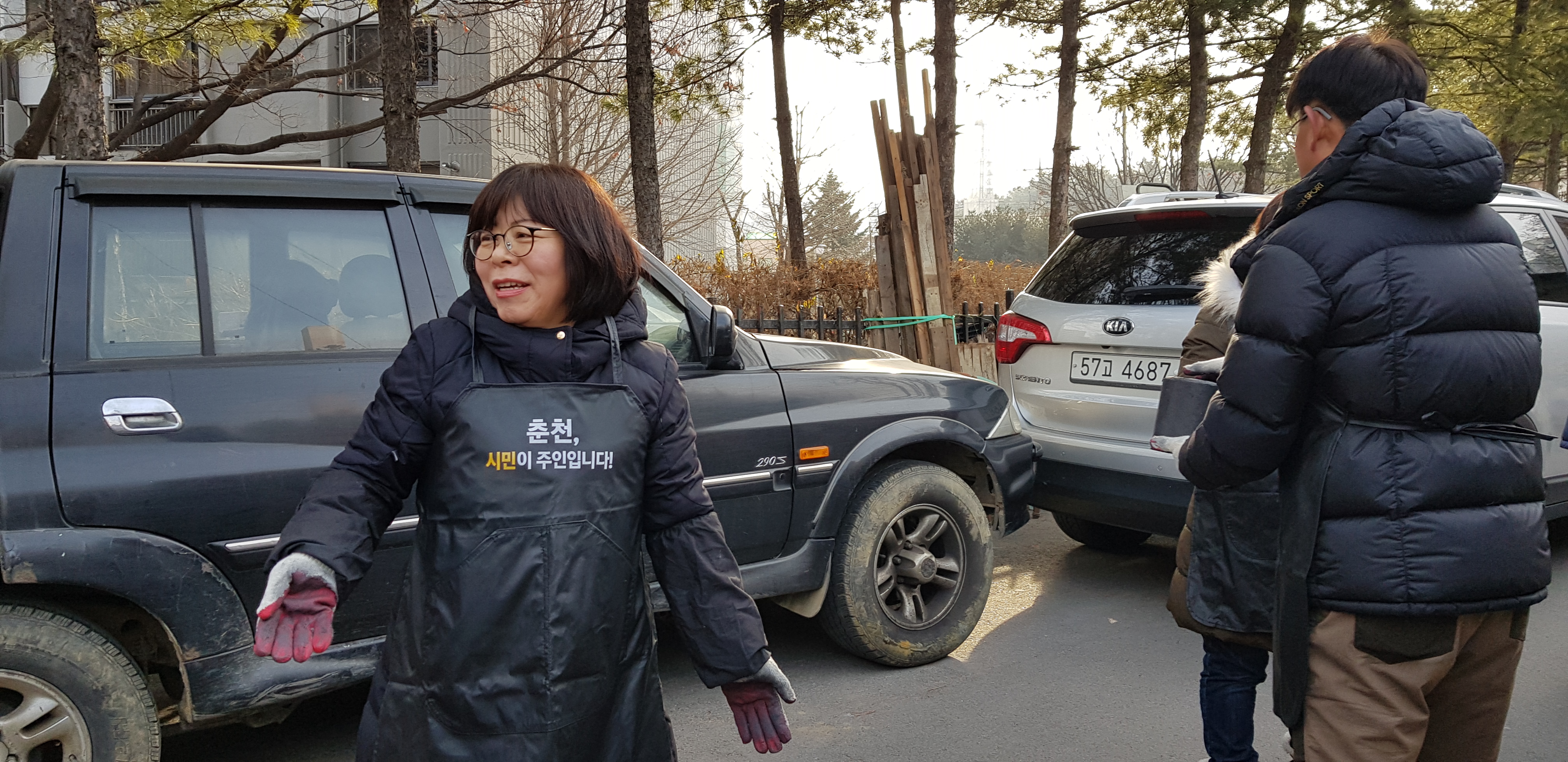 돼지골 연탄배달봉사 (이재수 시장님 참여)