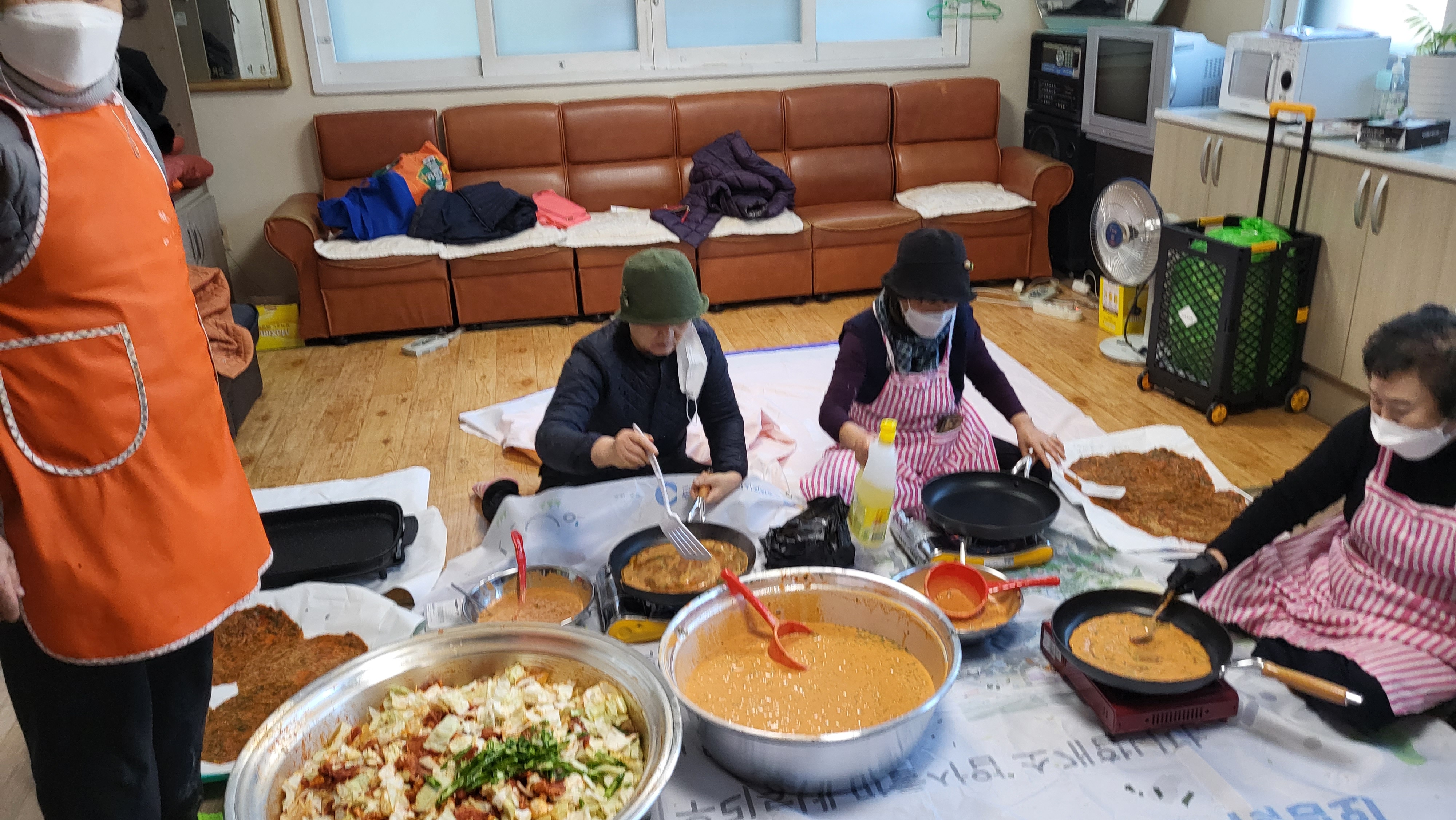 강남동지역사회보장협의체 1월 반찬봉사