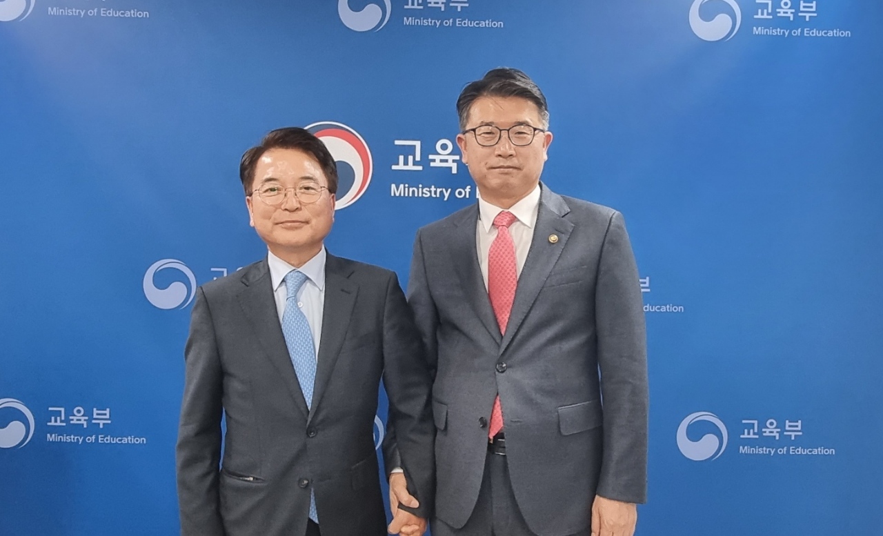 육동한 춘천시장 장상윤 교육부 차관 간담회