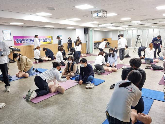 시청 직원 대상 심폐소생술 교육