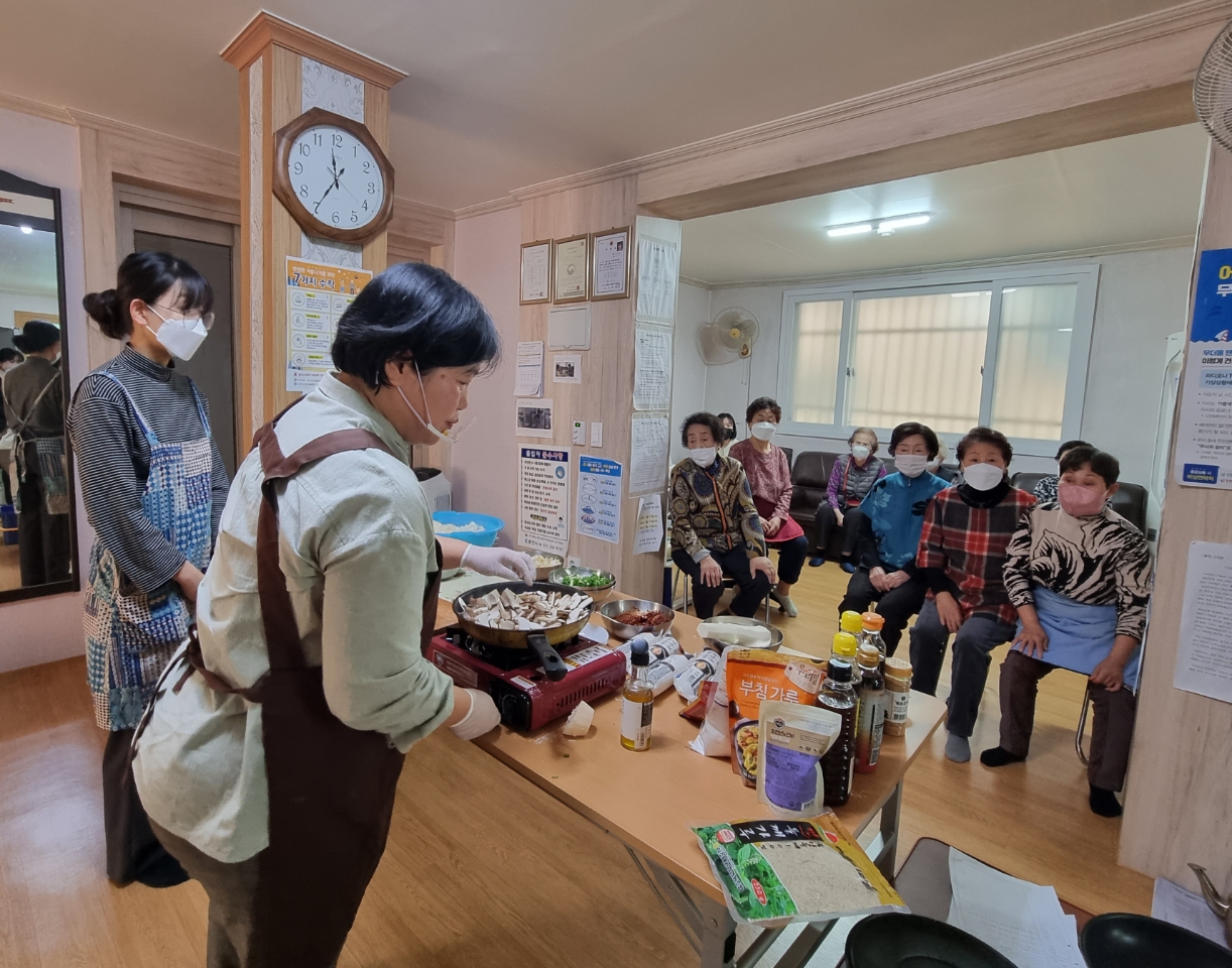 교동 성심경로당 저염고단백 영양교육 진행