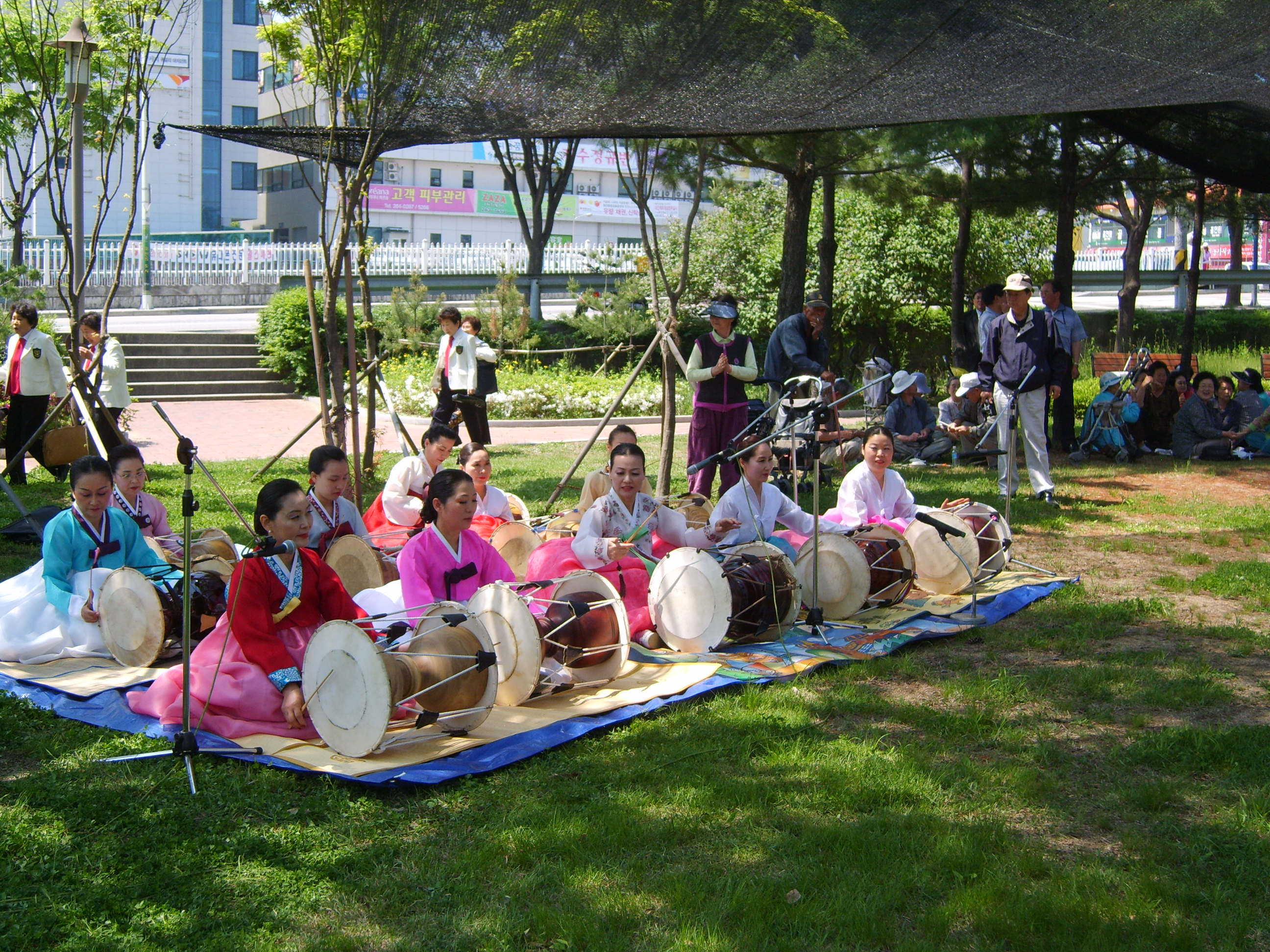 석사동 행복동네 경로잔치(09.5.7)