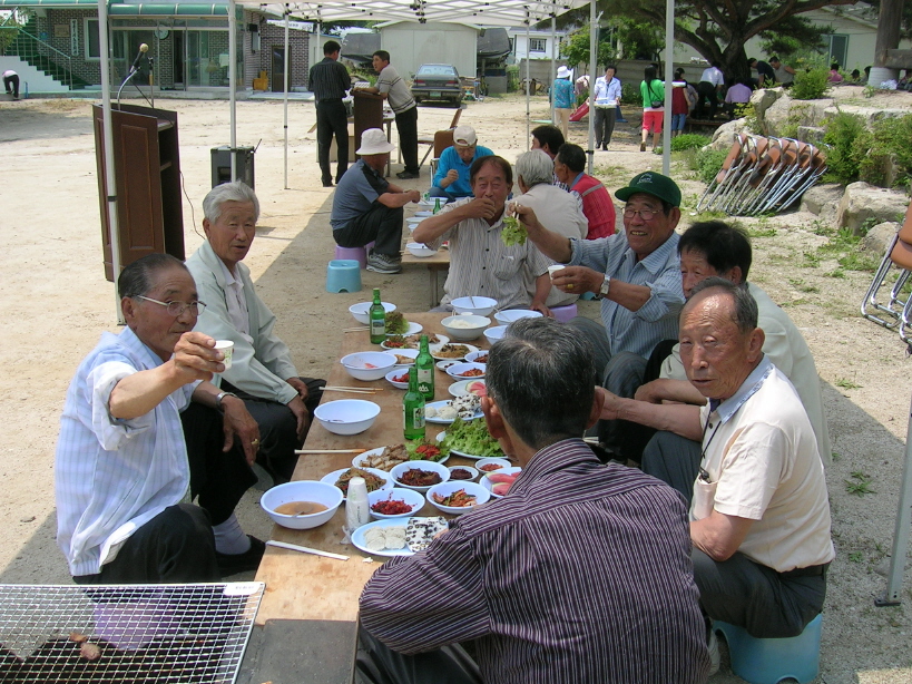 방동1리 단오맞이 경로잔치 개최(2)