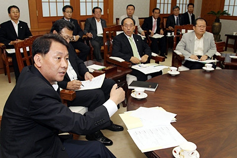 이광재 도지사, 실국장회의 주재!