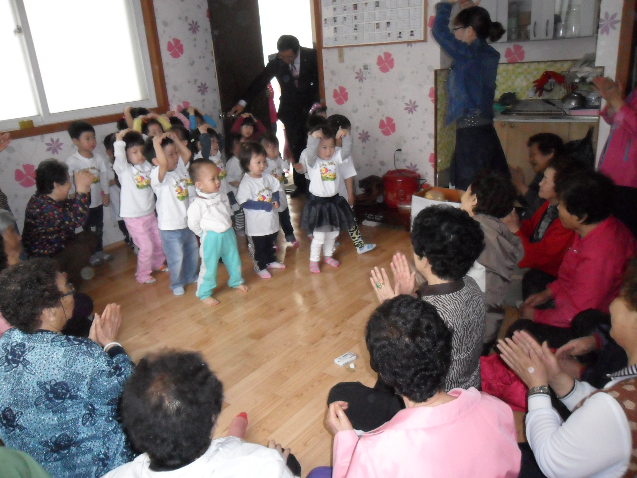 후평3동 행복한교회 경로당 방문