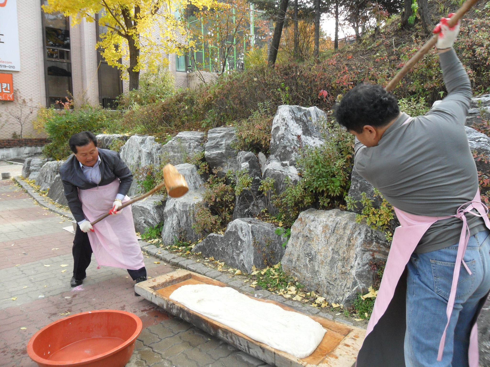 제2회 사랑의 바자회 개최