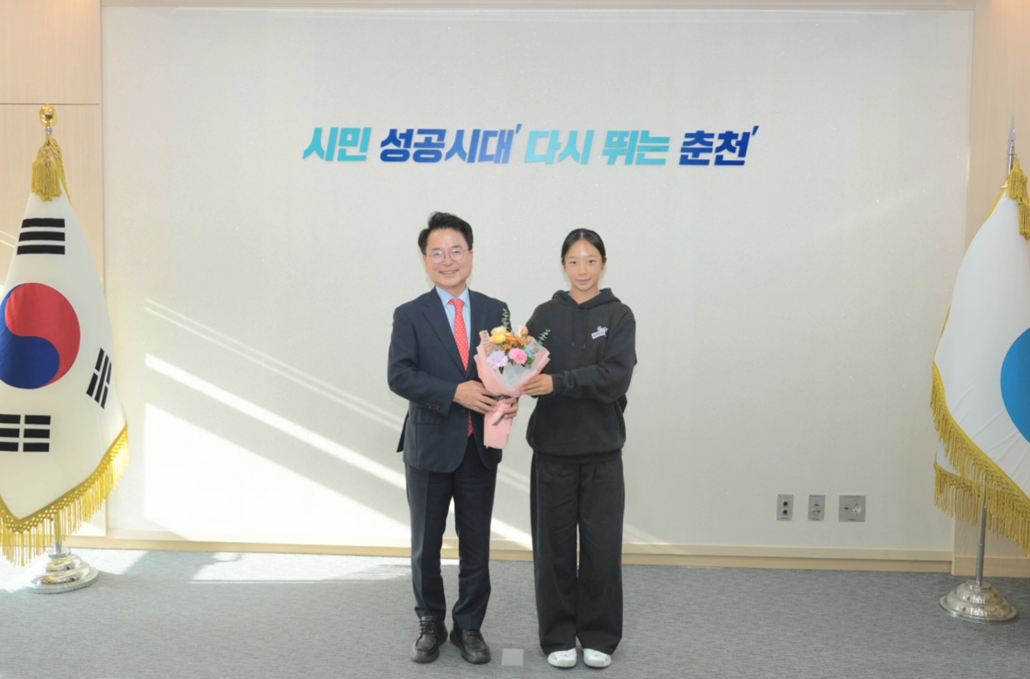 이서아 청소년 테니스 선수 격려