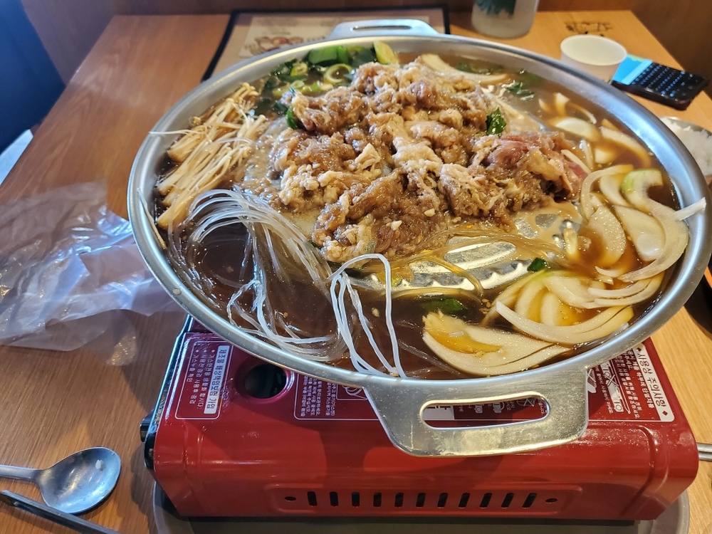 이차돌(신사우점)
