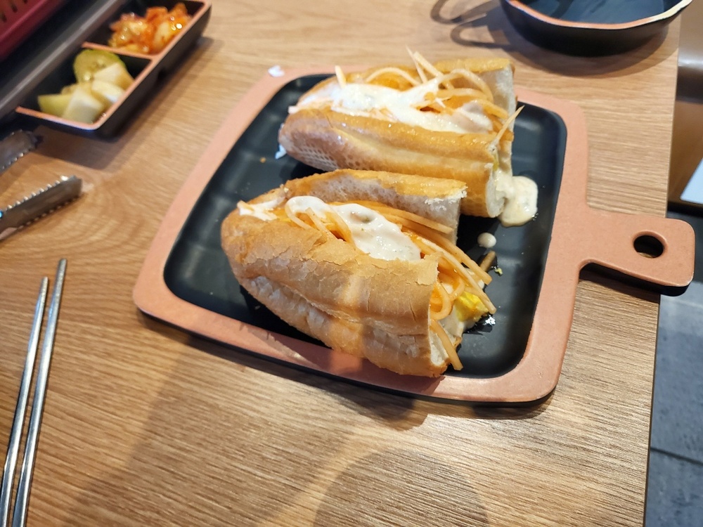 이차돌(신사우점)