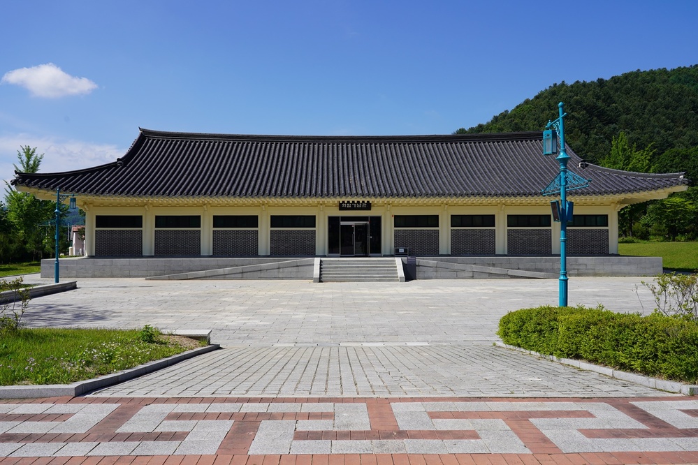 의암류인석기념관