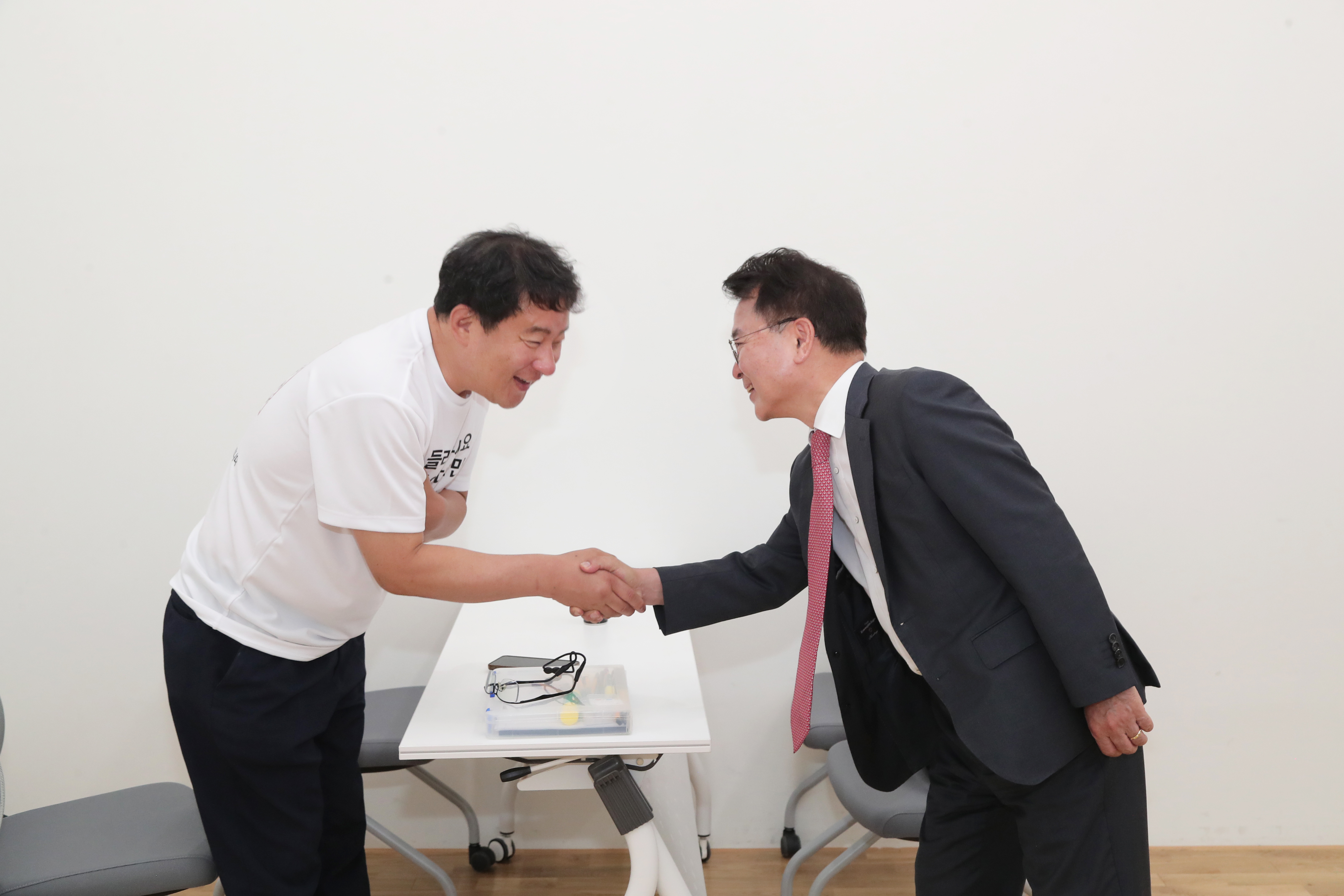 권익위 찾아가는 소통버스 방문