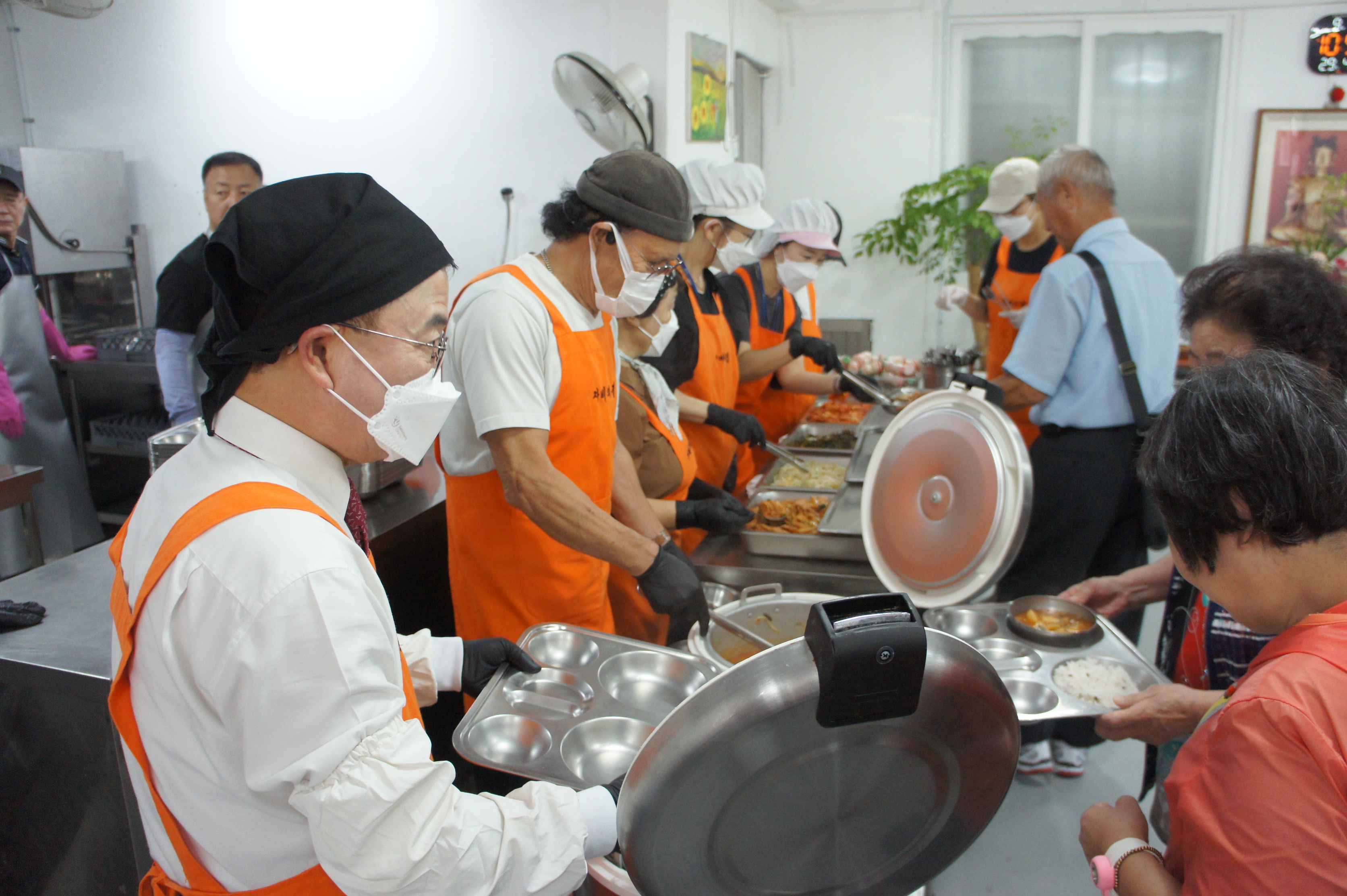 자비의 집 무료배식 봉사