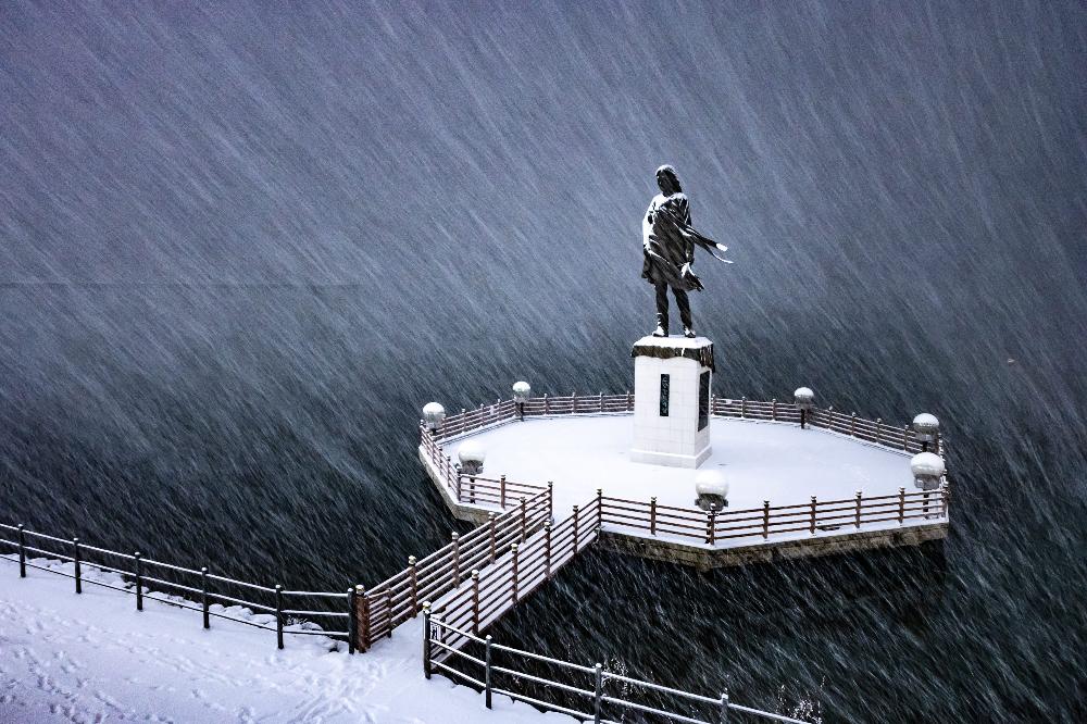 입선 김주형-굳세어라!소양강처녀