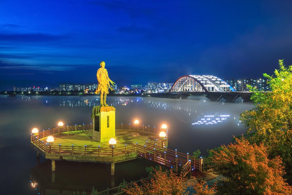 금상-황영란-소양강처녀상 야경