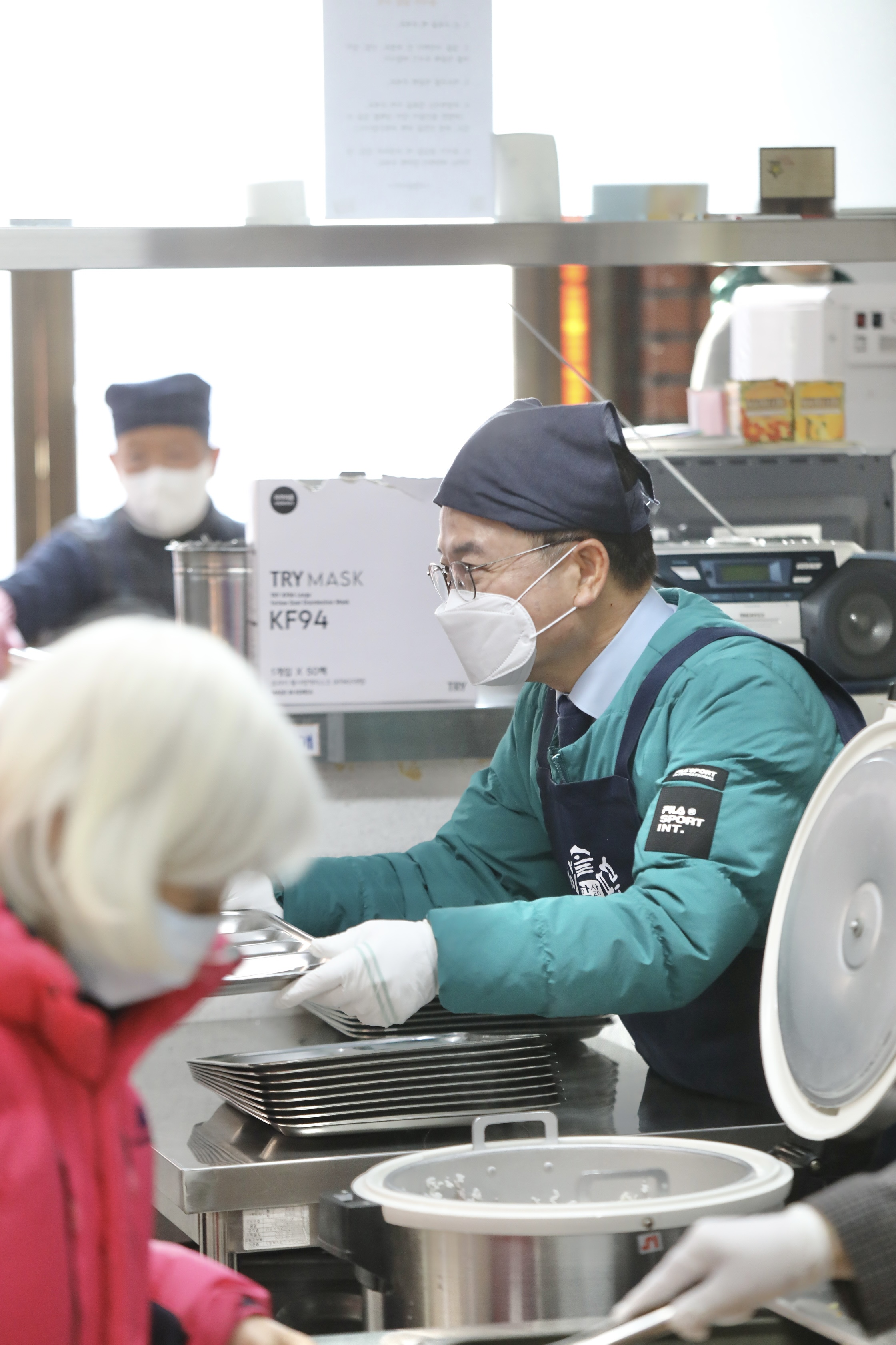 무료급식 배식 봉사