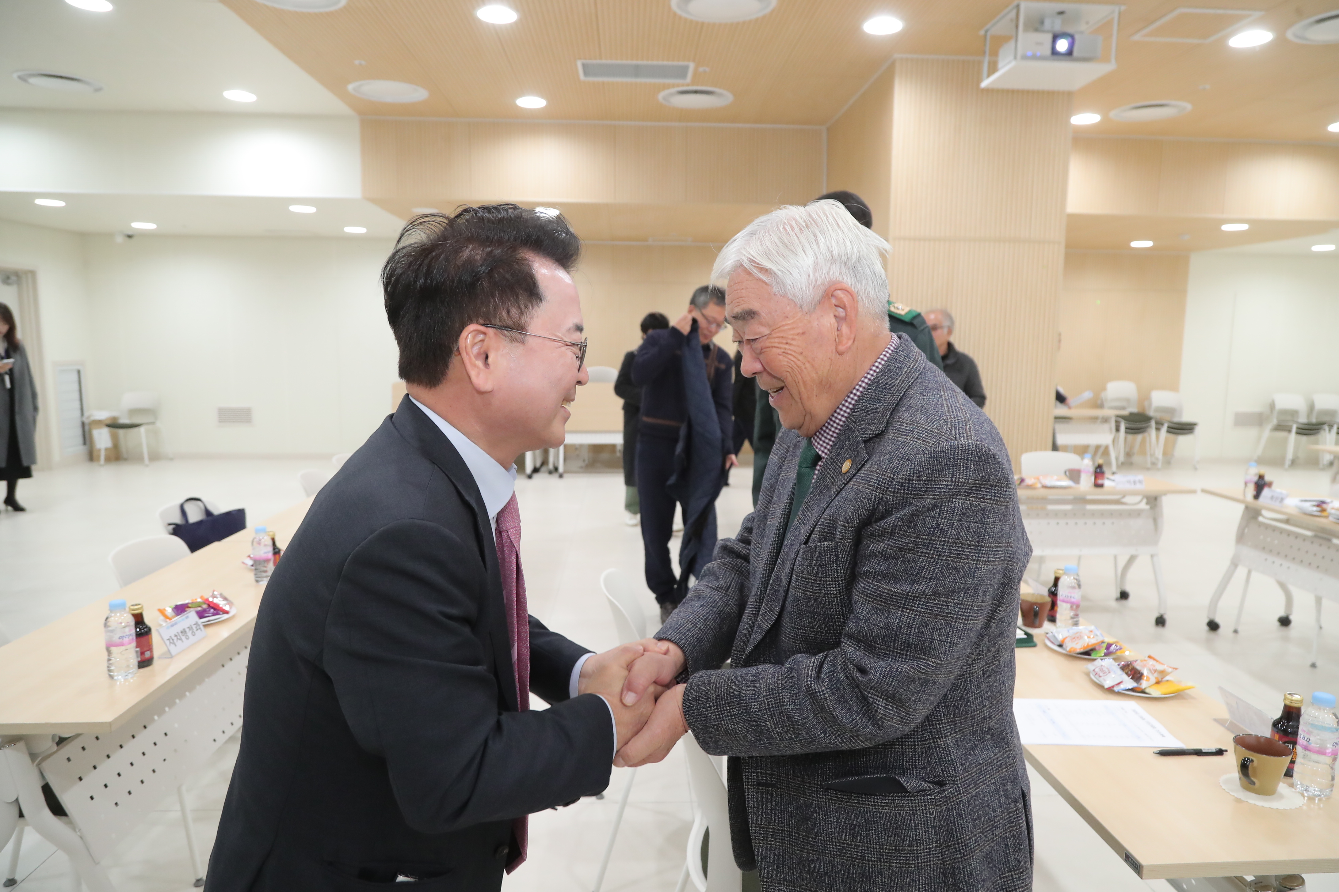 강남동 주민간담회