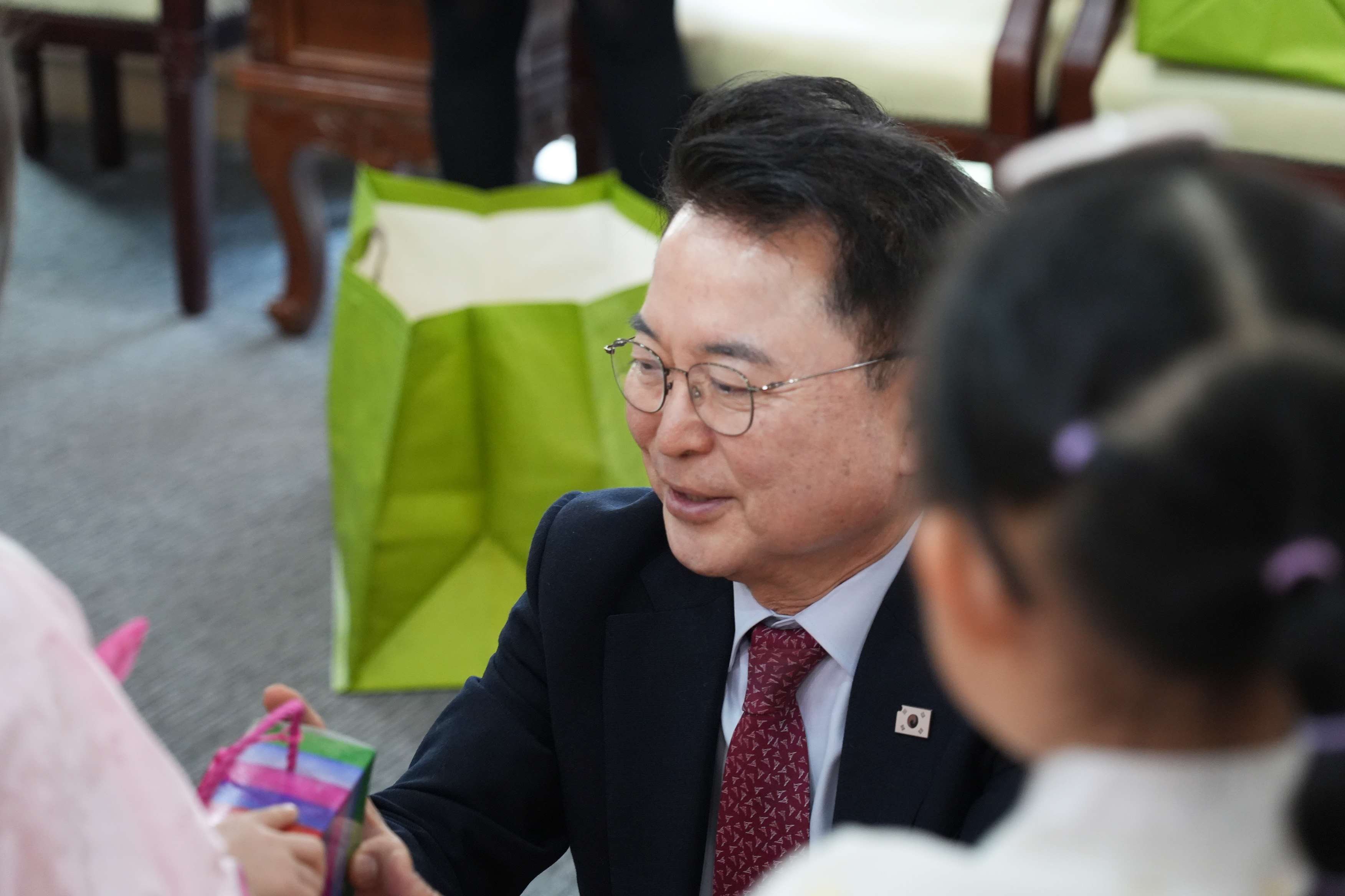 20260212 설날맞이 시청 어린이집 떡나누기 행사 (접견실)
