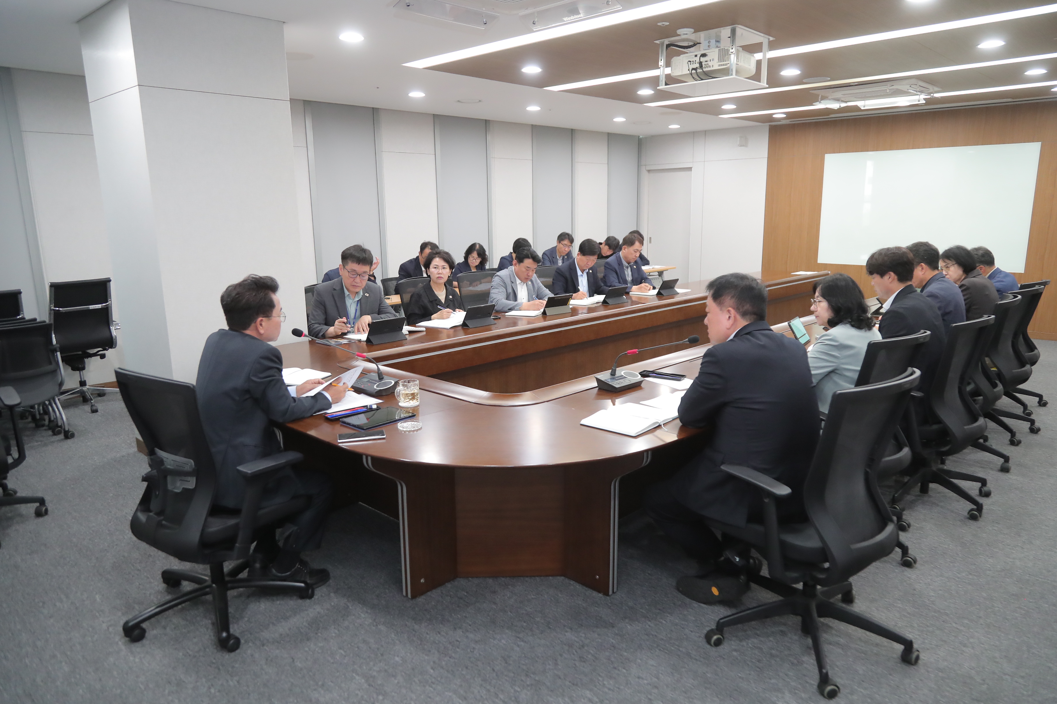 20260608 주간업무보고 (중회의실)